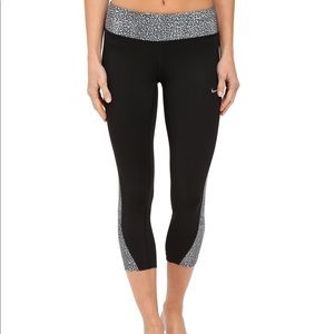 Nike Dri FIT Racer Crop 2.0 Cool Silver